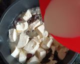 Foto langkah ke 3 dari resep Sup Tahu Ayam Jamur.