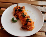 Foto del paso 7 de la receta: Espaguetis amatriciana con alcachofa y albahaca con parmesano