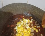 Foto langkah ke 4 dari resep Mie Goreng Bumbu Medok.