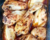 Foto del paso 2 de la receta: Alitas de pollo asadas en salsa de miel y ajo