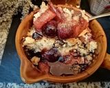 Une image de l'étape 6 de Crumble chocolat pomme raisin.