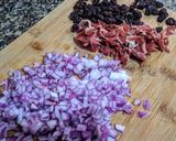 Foto del paso 1 de la receta: POLLO,🐤UVAS🍇Y Jamón 🥩Serrano...!