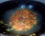 A picture of step 2 of Steamed Spicy Rice Balls.