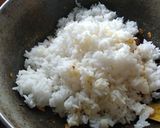 A picture of step 3 of Leftover Rice Pulao.