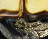 A picture of step 3 of Grilled Ham and Cheese on White Bread.