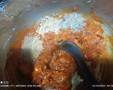 A picture of step 3 of Patatas Bravas.