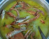 Foto langkah ke 9 dari resep Rajungan kuah Santan.