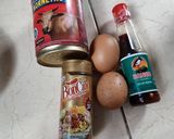 Foto langkah ke 1 dari resep Dadar Telur Kornet Kecap Pedas.