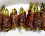 A picture of step 4 of Beef Roll Asparagus.