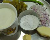 A picture of step 3 of Stuffed crepes with Mexican green sauce.
