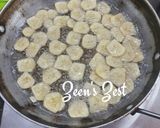 A picture of step 2 of 20 minutes Nendran Banana Chips.
