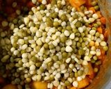 A picture of step 5 of Githeri ya Minji (Pea & green maize succotash).