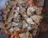 Foto langkah ke 4 dari resep Oseng Daging Sapi Ketumbar.
