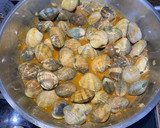 Foto del paso 4 de la receta: Almejas en salsa Montilla Moriles