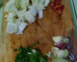 Foto langkah ke 2 dari resep Mi goreng simpel.
