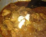 A picture of step 5 of Lahori chicken karae.