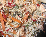 Foto del paso 3 de la receta: Arroz integral con vegetales y pollo al curry con Quick quinoa & rice