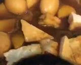 Foto langkah ke 5 dari resep Semur Telur, Tahu, Kentang.