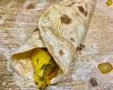 अचारी आलू रोल (achari aloo roll recipe in Hindi) रेसिपी चरण 12 फोटो