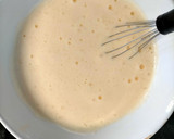 Foto del paso 3 de la receta: Bizcocho de manzana con canela