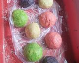 Foto langkah ke 4 dari resep Easy milk bread (rainbow).