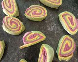 कलरफुल पूरी colourful Puri रेसिपी चरण 3 फोटो