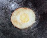 Foto langkah ke 1 dari resep Telor saos tiram.
