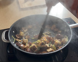 Foto del paso 3 de la receta: Butifarra con setas