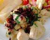 Foto del paso 4 de la receta: Pollo en reducción de manzana verde y chicharrones de champiñone