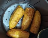 Foto del paso 3 de la receta: Plátanos en Air fryer con queso y bocadillo