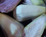 Foto langkah ke 2 dari resep Tumis Jantung Pisang Masak Bumbu Kuning.
