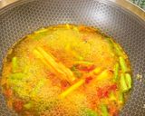Gambar langkah 2 resipi 👩‍🍳Masak Lemak Cili Padi Telur Mata (CS).