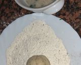 A picture of step 4 of Chicken balls.