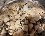 Foto del paso 1 de la receta: Almejas a la portuguesa