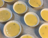 Foto del paso 6 de la receta: Magdalenas con pepitas de chocolate
