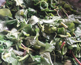 அரைக் கீரை பூண்டு கடையல் ரெசிபி ஸ்டேப் 2 புகைப்படம்