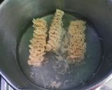 A picture of step 1 of Maggi Magical Toast.