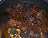 Foto langkah ke 2 dari resep Semur Daging Pedas Manis.
