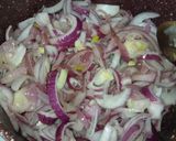 صورة لخطوة 1 من وصفة اللحمة بالبصل أو كباب حلة أو لحمة ثخينة 😋