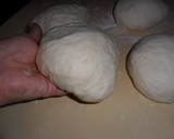 Foto del paso 8 de la receta: Pizza de muzzarella y aceitunas
