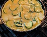 Foto del paso 4 de la receta: Tortilla de papas y calabacín