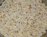 A picture of step 1 of Popcorn Caramel.