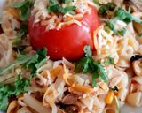 Foto del paso 5 de la receta: Tomate relleno de atún, acompaña con pasta fácil y placentera!