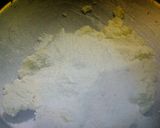 A picture of step 3 of Aamnarikel sondesh.
