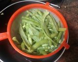 Foto del paso 1 de la receta: Medallones de salmón a la plancha con judías verdes y arroz blanco