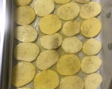 Foto del paso 4 de la receta: Patatas crujientes