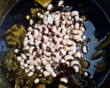 عکس مرحله 3 از دستور خورش کرفس با لوبیا چشم بلبلی