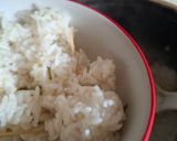 Foto langkah ke 5 dari resep Nasi Daun Jeruk Kulit Ayam Crispy.