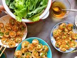 Bánh khọt tôm mực giòn thơm lại dễ làm