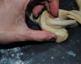 A picture of step 7 of Bird Shaped Bread.